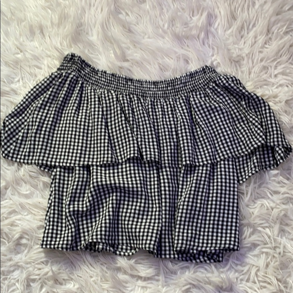 ✨Hollister off the shoulder top✨